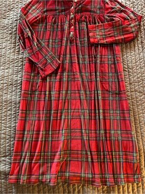 Aria Collection Red Plaid Nightgown
